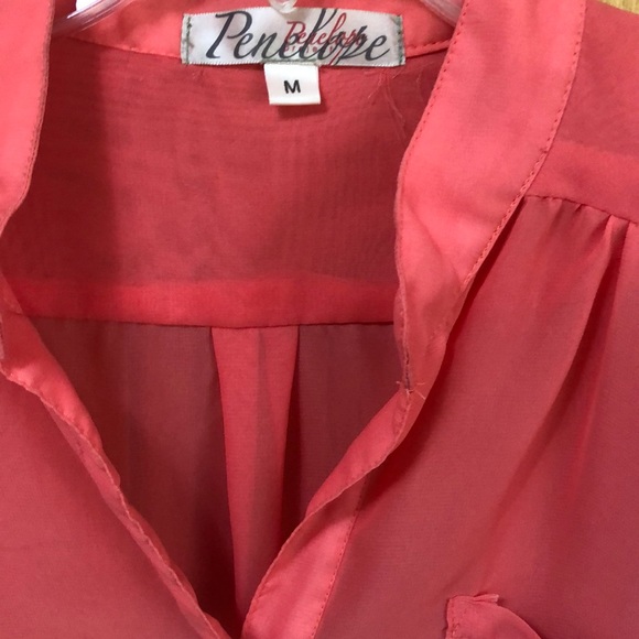 Peach, pink blouse 👚 - Picture 2 of 2